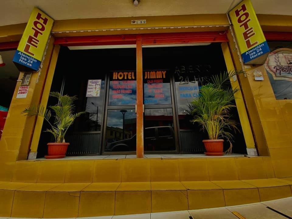 Hotel Jimmy Latacunga Exterior foto